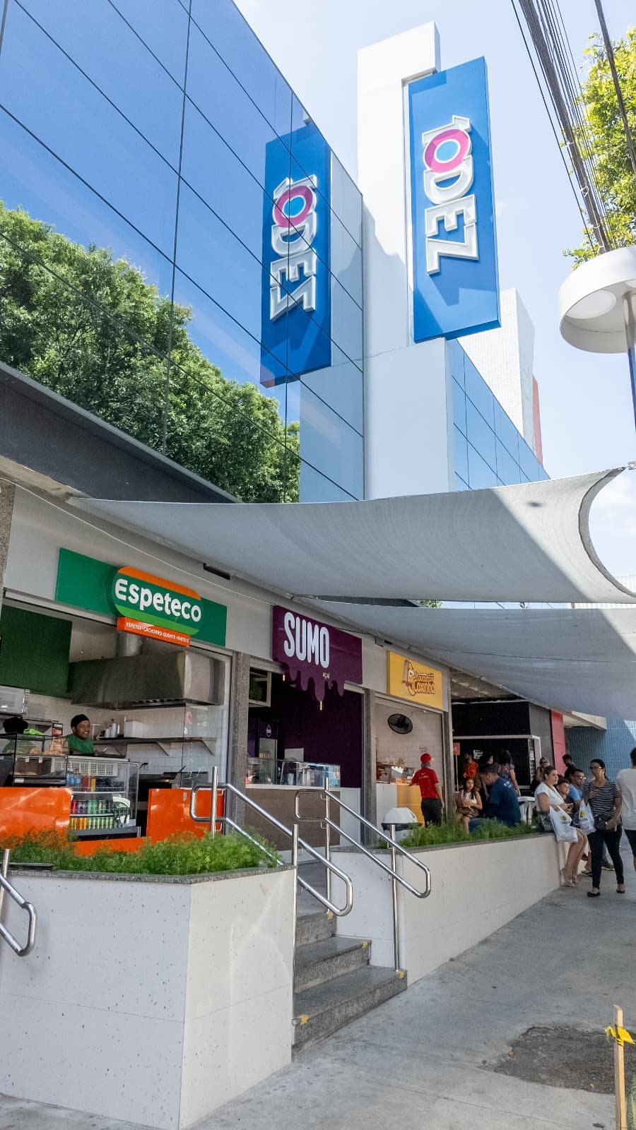 Alecrim ganha novo espaço gastronômico inaugurado pelo Shopping 10