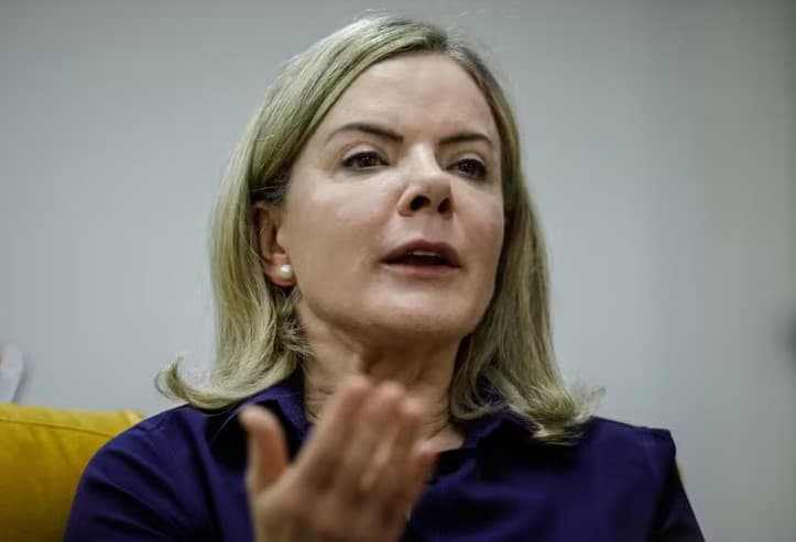 PT reprova falas de Hugo Motta sobre 8 de janeiro e semipresidencialismo