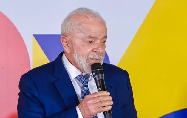 Desaprovação de Lula cresce e vai a 55,3%; aprovação cai de 50% para 40%, diz pesquisa CNT