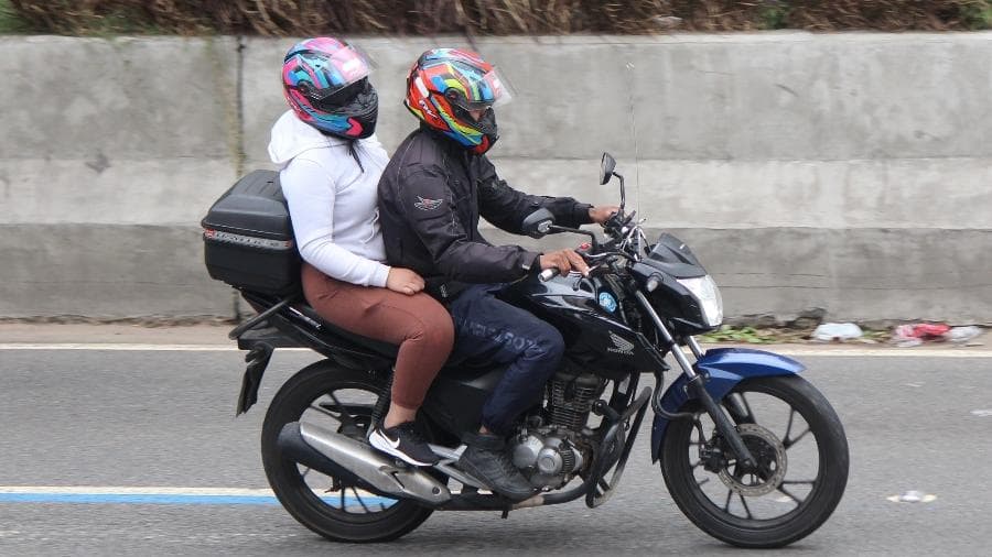 Metade dos motociclistas de Natal circula sem habilitação, revela STTU