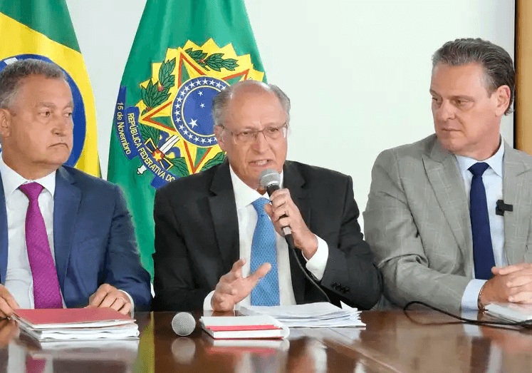 Governo anuncia medidas para baixar preço da carne e de outros alimentos