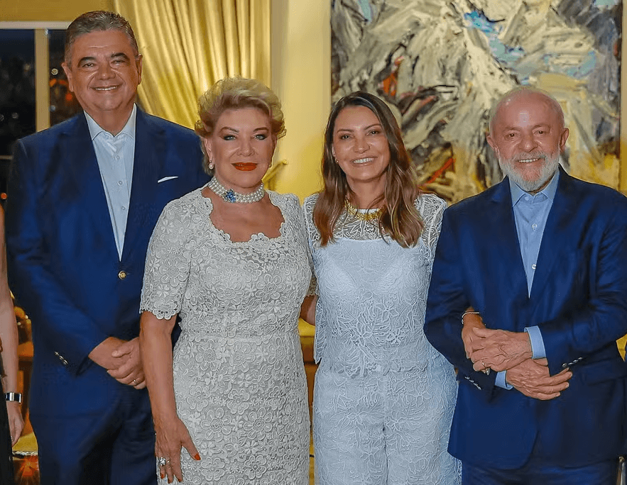 Ao lado de Janja e ministros, Lula vai a festa de aniversário de Marta Suplicy