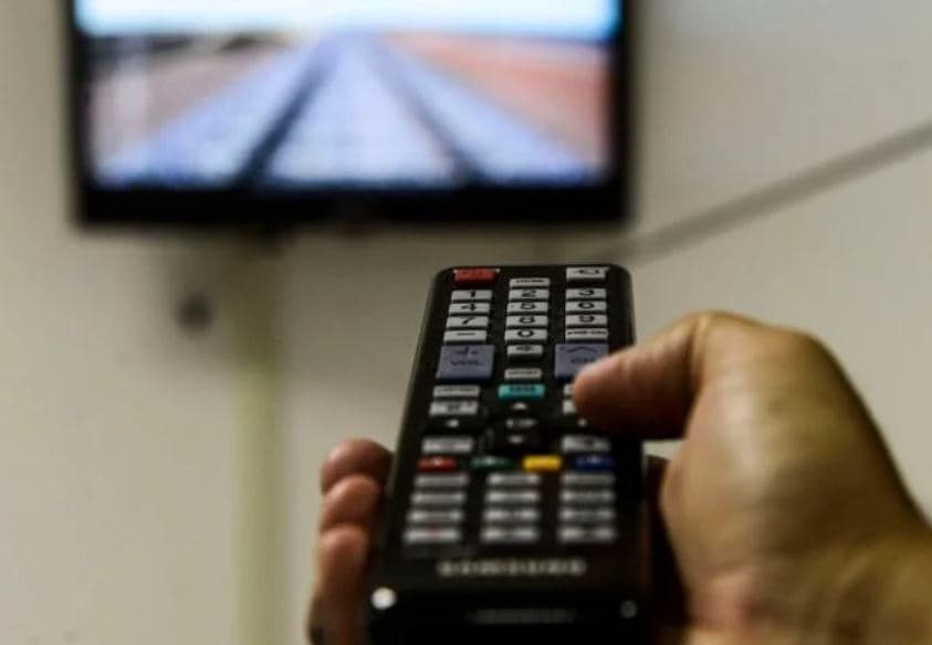 TV por assinatura cai ao menor patamar desde 2009
