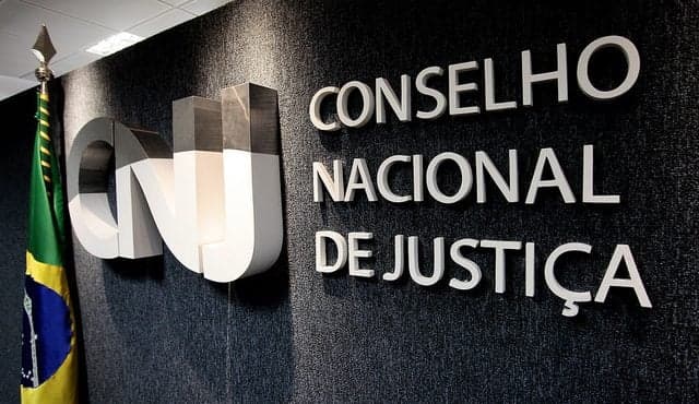 Brasil gasta com a Justiça quatro vezes mais do que a média internacional