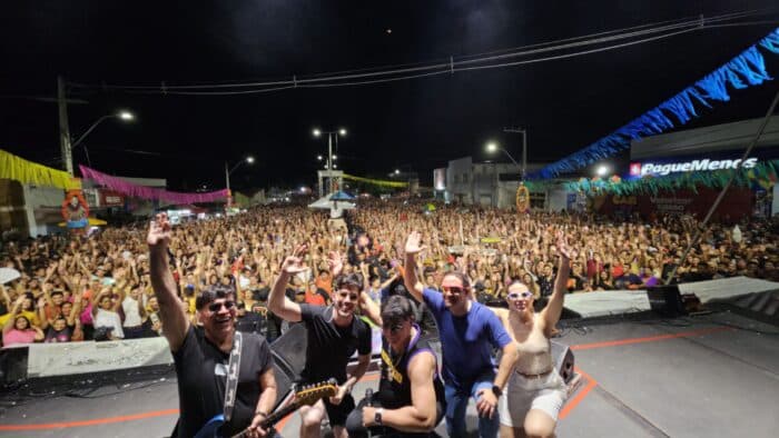 Carnaval de Assú bate recorde nesta terça (04) com mais de 25 mil foliões ao som de Grafith