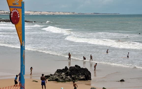 Cinco trechos da Grande Natal estão impróprios para banho; veja quais são