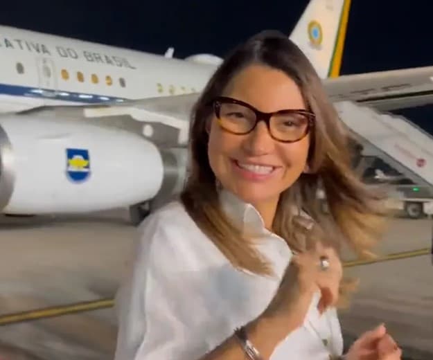 "Minha mulher não é clandestina. Ela não faz viagem apócrifa", diz Lula sobre críticas às viagens de Janja