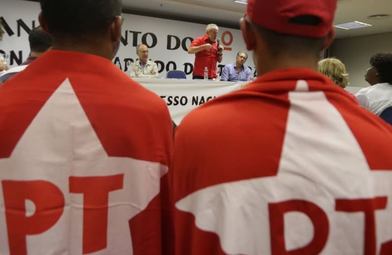 Filiações em massa no PT geram questionamento e pedidos de impugnação; Partido recebeu 341 mil novos membros desde outubro