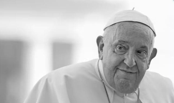 Papa Francisco morre aos 88 anos