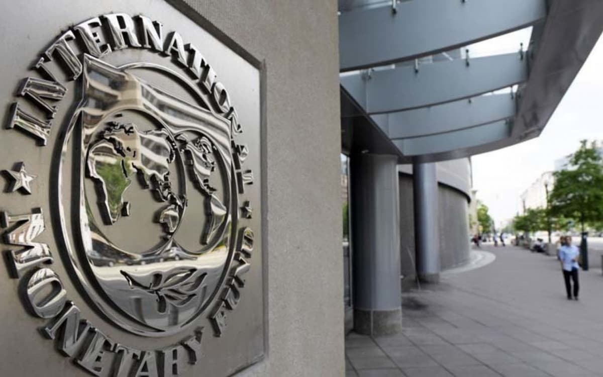 Brasil corre risco de ver dívida atingir maior nível desde a pandemia, alerta FMI