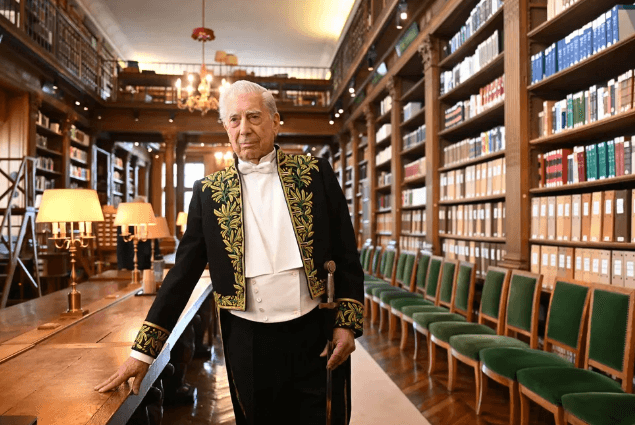 Morre Mario Vargas Llosa, escritor e Nobel de Literatura, aos 89 anos