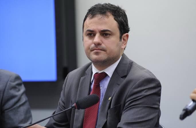 Glauber Braga anuncia greve de fome após processo de cassação
