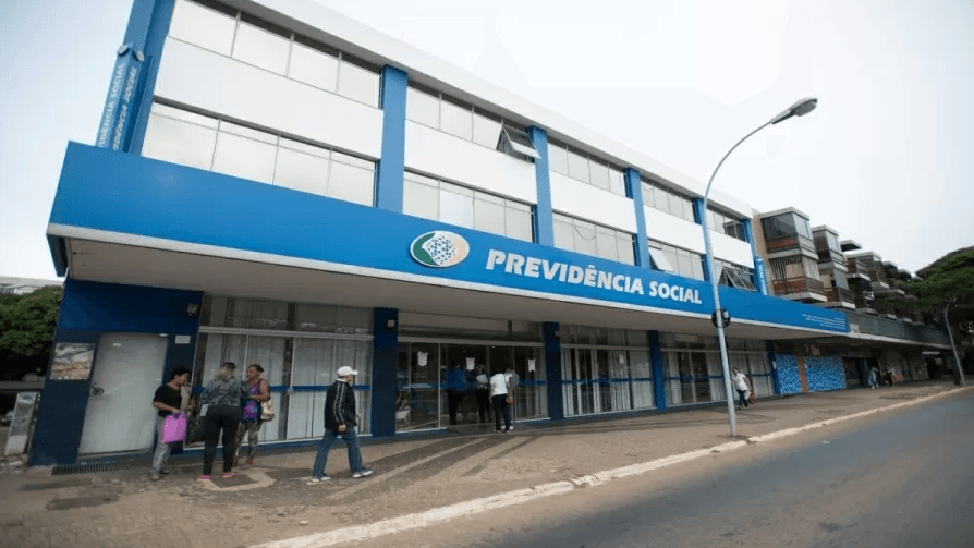 INSS e entidades suspeitas de fraude travam auditoria do TCU