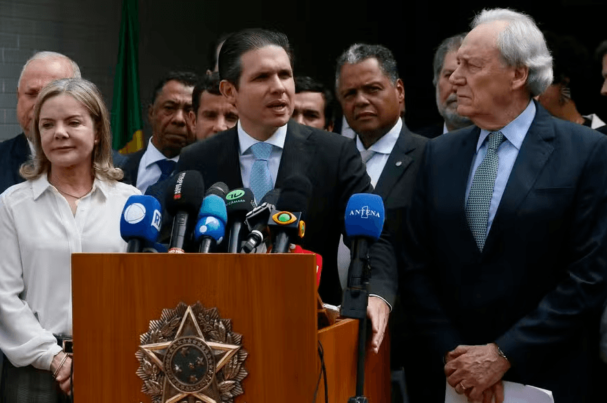 PEC da Segurança: de olho no resgate da popularidade de Lula, governo teme que oposição altere texto e domine narrativa