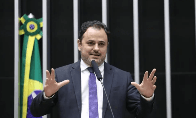 CCJ analisa recurso de Glauber Braga contra cassação nesta quinta (24)