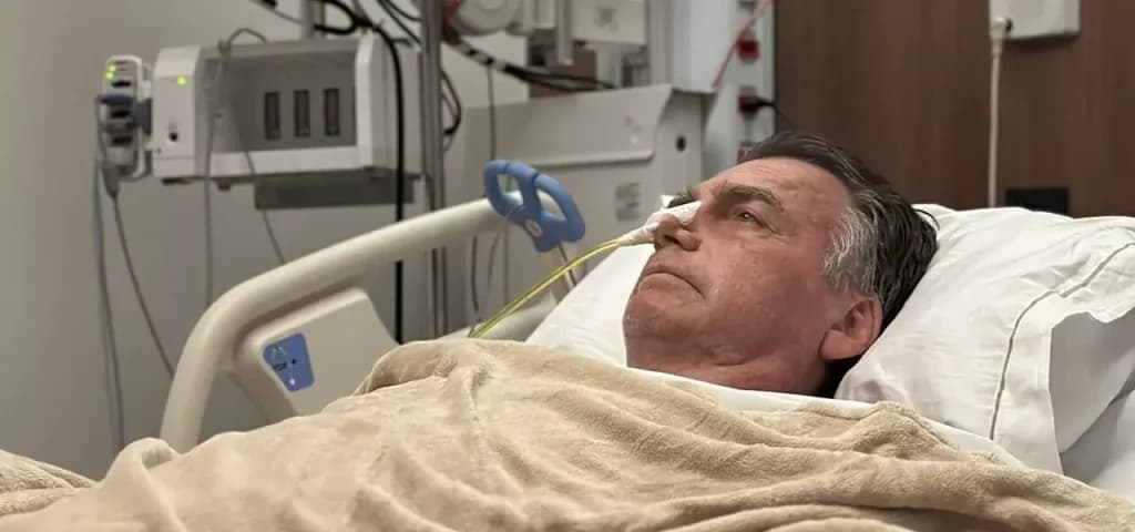 Bolsonaro deixa a UTI após cirurgia no abdômen