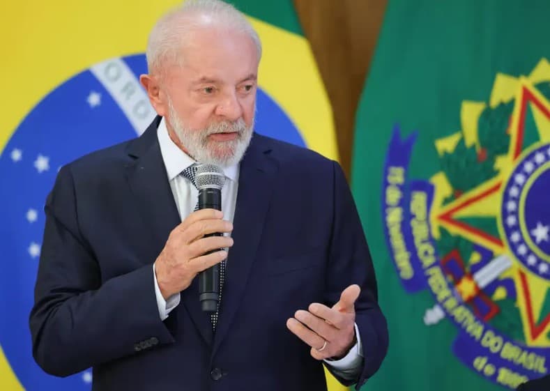 Bolsonaro, Tarcísio e Marçal venceriam Lula em segundo turno, diz pesquisa Atlas/Intel