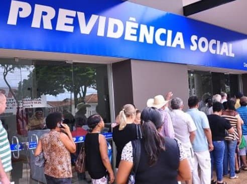 FRAUDE NO INSS: aposentados registraram 742 mil reclamações sobre descontos indevidos somente no 1º semestre de 2024