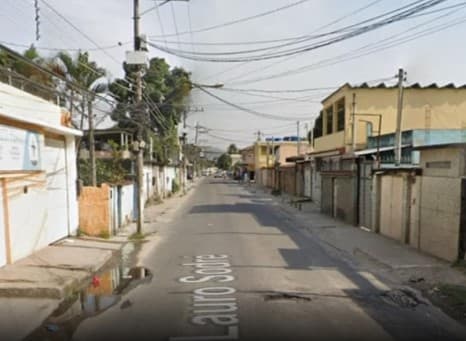 Traficantes cortam água de 2 mil pessoas no RJ e cobram ‘resgate'