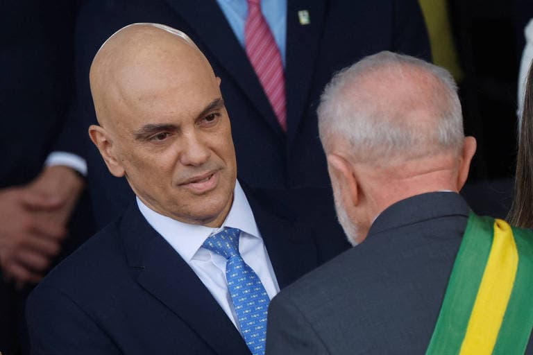 Governo Lula conversa com EUA nos bastidores após ameaça de sanção a Alexandre de Moraes