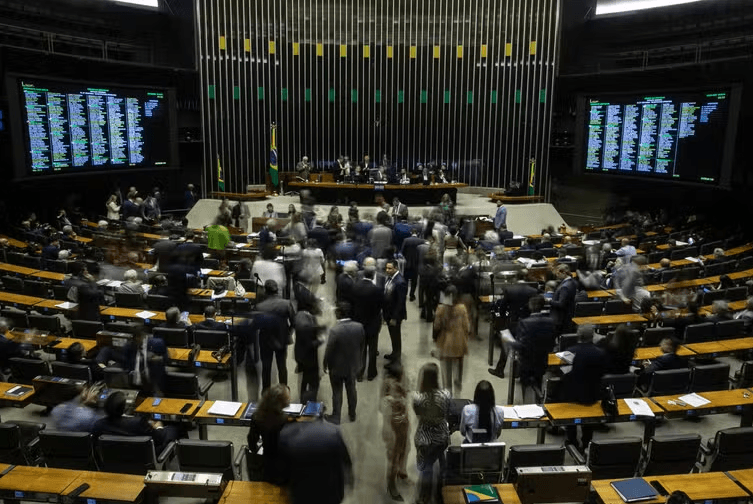 Crise na relação: insatisfação entre aliados do governo cresce, e defesa de entrega de ministérios ganha corpo