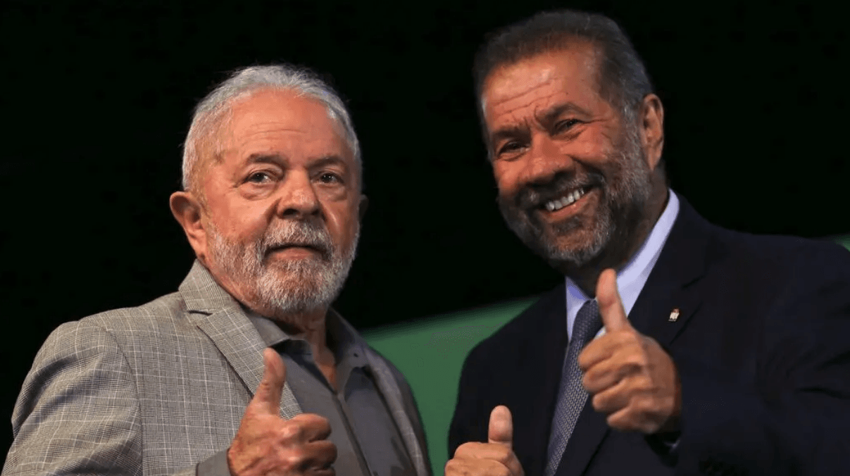 Lula e Lupi devem decidir situação do ministro no governo nesta sexta (2)