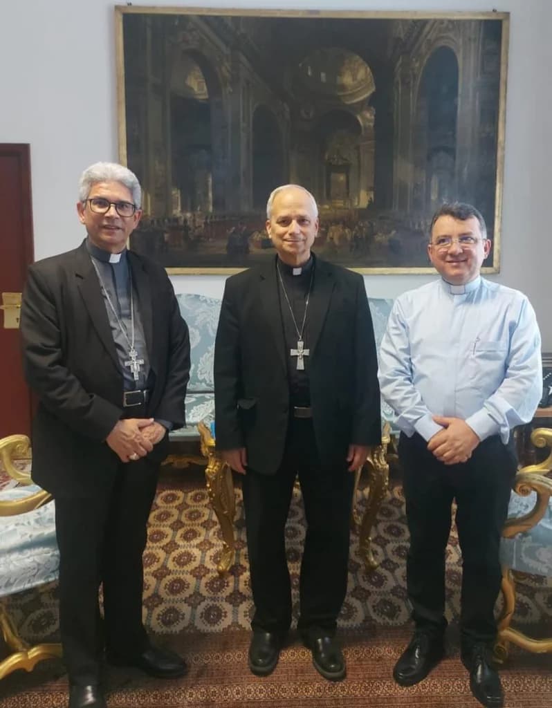 Dom João Santos Cardoso e monsenhor Charles Dickson já estiveram com o Papa Leão XIV