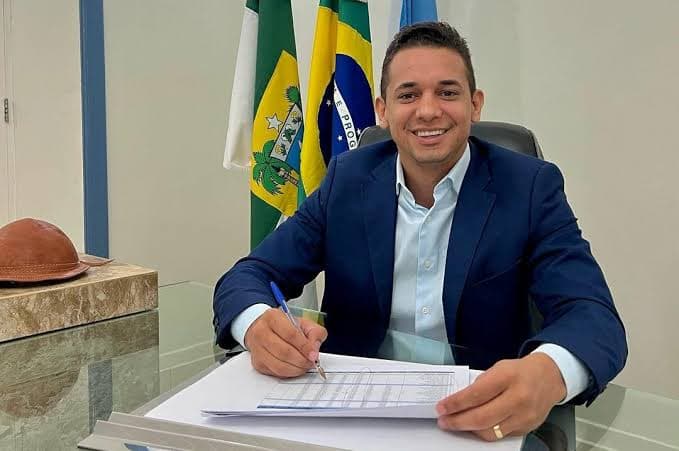 Justiça Eleitoral aprova contas de campanha do prefeito Allyson por unanimidade