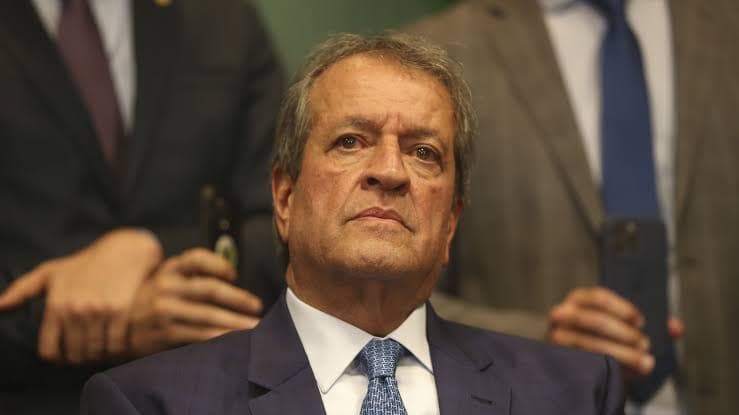 Valdemar diz que Eduardo Bolsonaro deve voltar ao Brasil em julho
