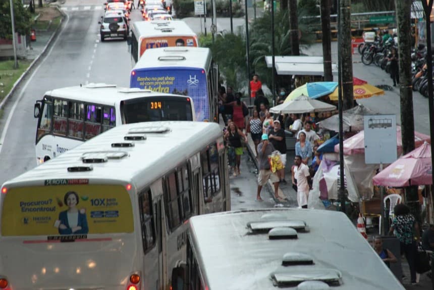 Rodoviários de Natal rejeitam proposta de empresários e aprovam indicativo de greve para próxima terça-feira (20)
