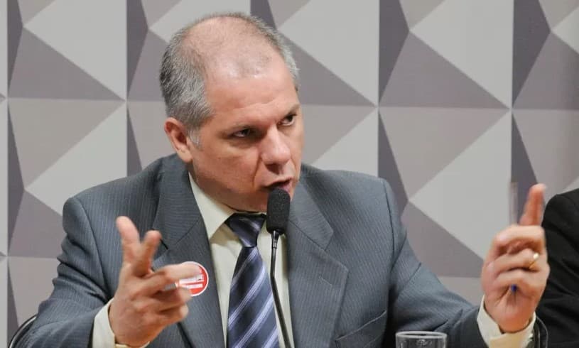 Menos de um mês antes da operação da PF, ex-presidente do INSS respondeu ao Congresso que não havia indício de fraudes