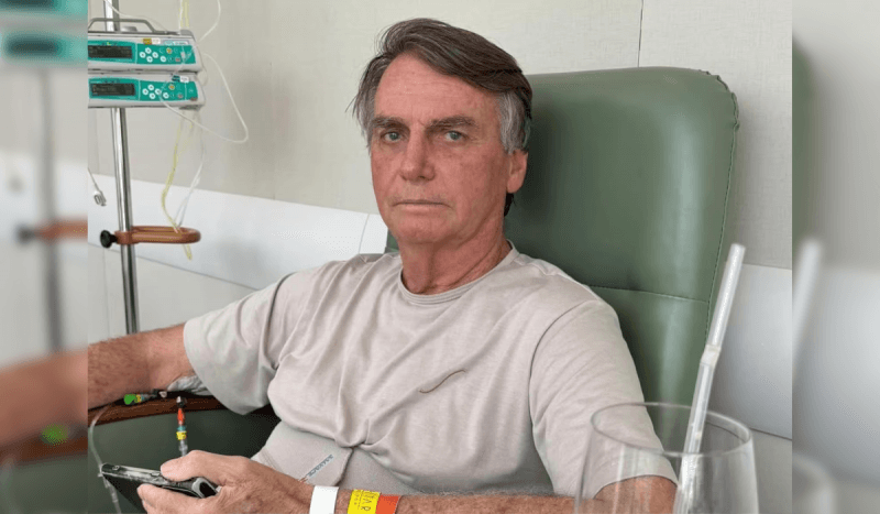 Bolsonaro diz a apoiadores que pode ir à manifestação pró-anistia em Brasília no dia 7 de maio