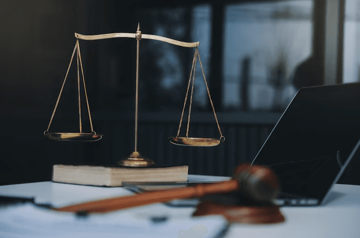 JUDICIÁRIO BRASILEIRO: Uma casta acima da lei