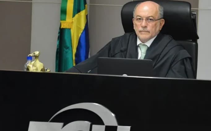TCU rejeita recurso do INSS e mantém suspensão de novos descontos