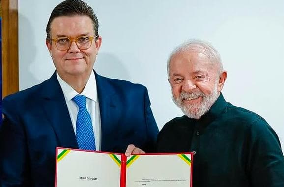 Senadora Damares aciona Justiça contra posse de Wolney Queiroz na Previdência após escândalo no INSS