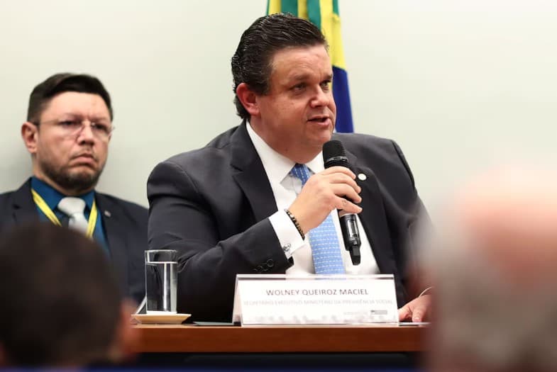 Novo ministro recebeu associação investigada em esquema do INSS um mês após alerta de fraude