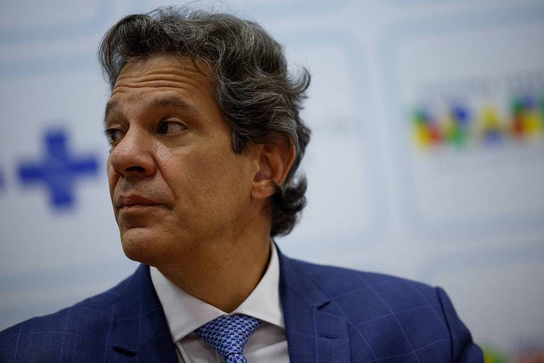 Haddad critica Selic a 15% e diz estar "preocupado" com patamar