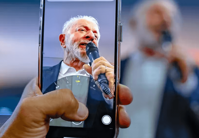 No sufoco da popularidade, Lula admite começar a usar uma ‘arma' à qual sempre resistiu