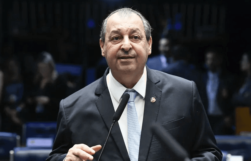 Governo quer controlar CPMI do INSS e aposta em Omar Aziz na presidência