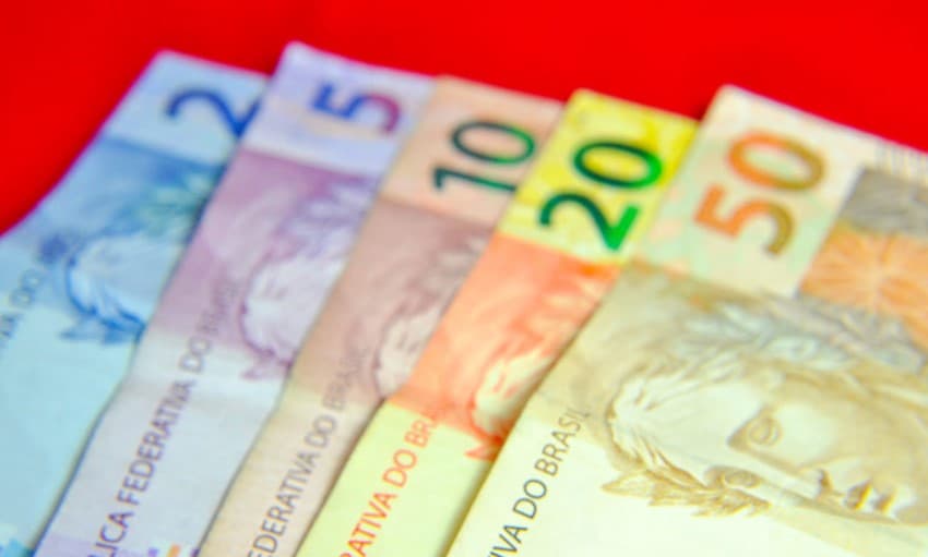 Contas externas do Brasil têm deficit de US$ 2,93 bilhões em maio; maior saldo negativo para o mês desde 2022