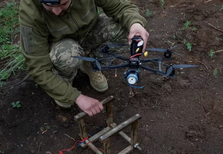 Como são os drones ucranianos de R$ 3 mil que causaram prejuízo de R$ 40 bilhões à Rússia