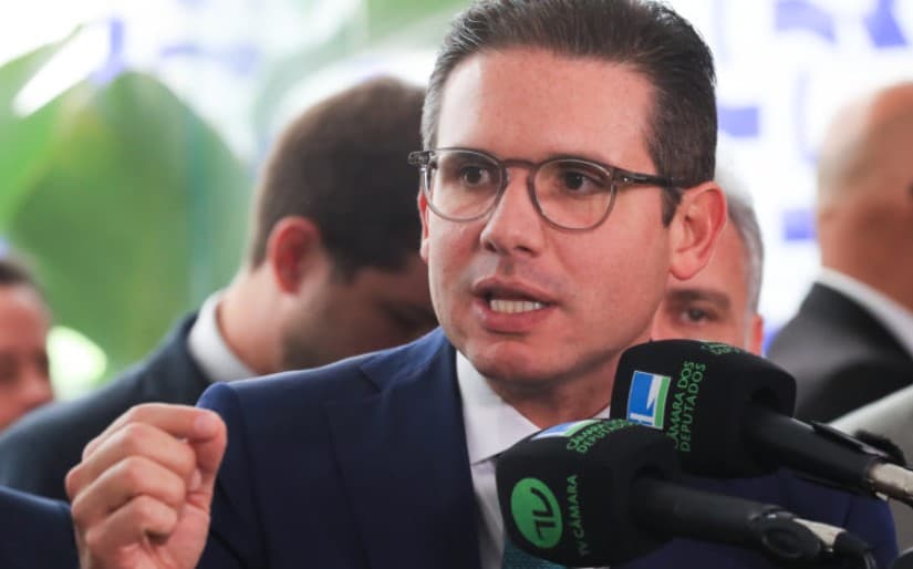 Não presido a Câmara para servir a projeto político do governo, diz Motta