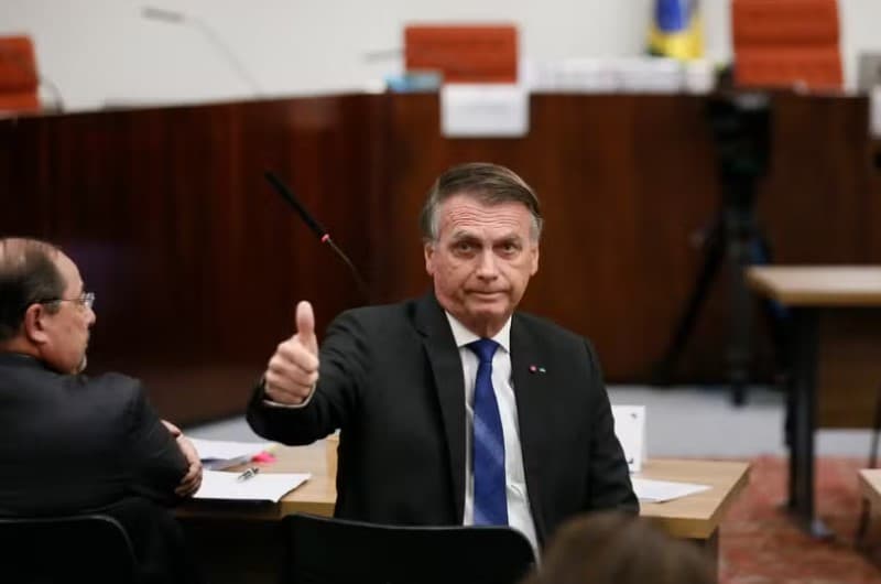 Bolsonaro diz que pretende mostrar vídeos em depoimento ao STF: ‘Se eu puder ficar à vontade, vão ser horas'