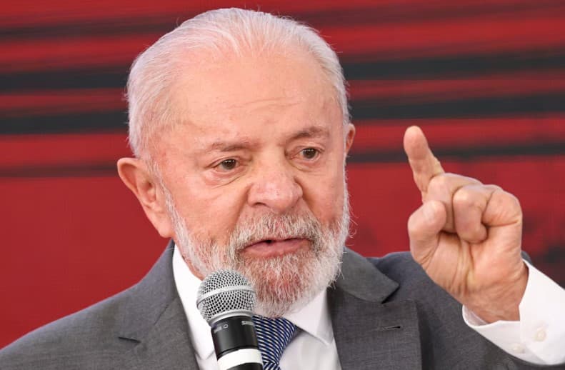 Lula pede foco na eleição ao Senado para blindar STF