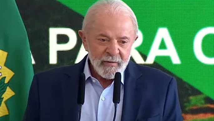 ‘Não me conformo com taxa de juros a 15%', diz Lula