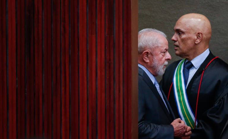 Governo Lula avalia entrar na Justiça americana em defesa de Alexandre de Moraes