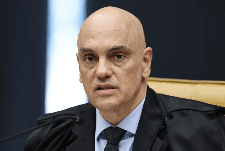 Juristas listam exageros em decisões de Moraes contra Bolsonaro
