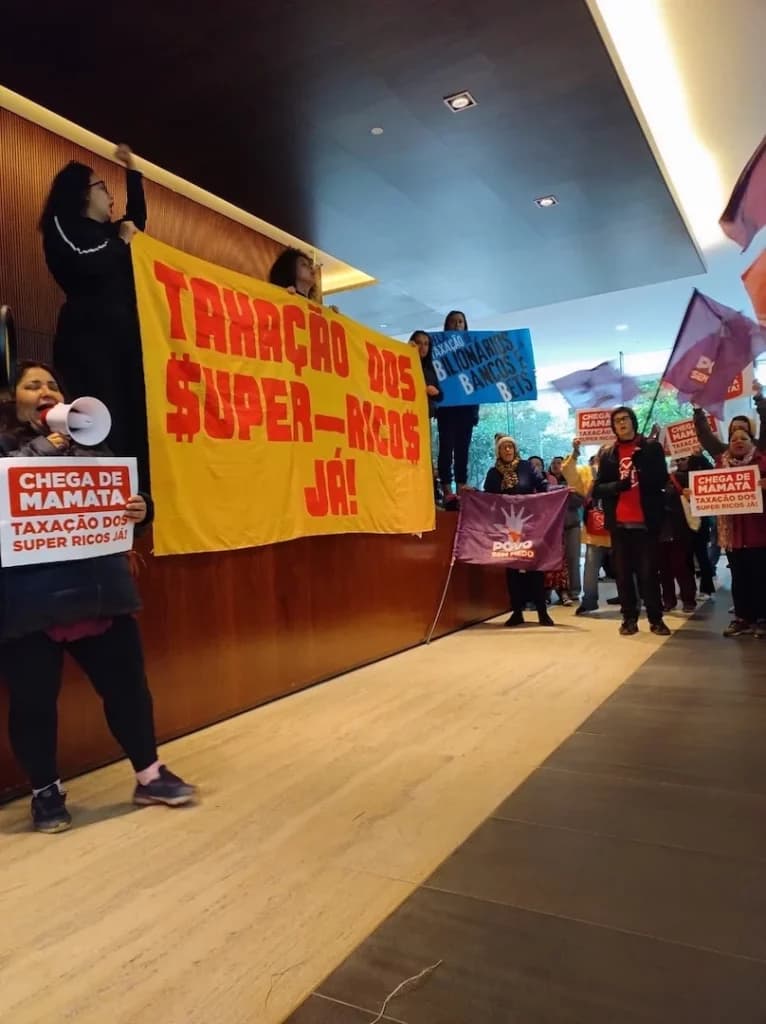 Porta-voz da ocupação do prédio do Itaú é assessor de deputada do Psol