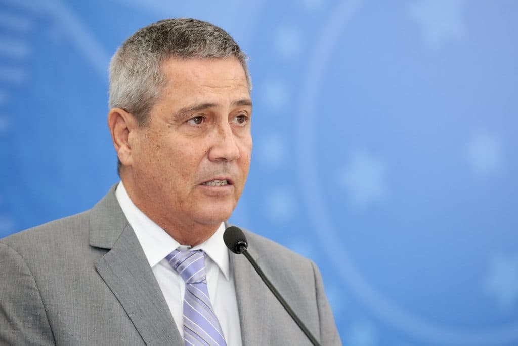 Moraes nega pedido de liberdade provisória para Braga Netto