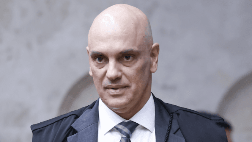 Governo Lula pede a Moraes que permita a volta imediata do IOF